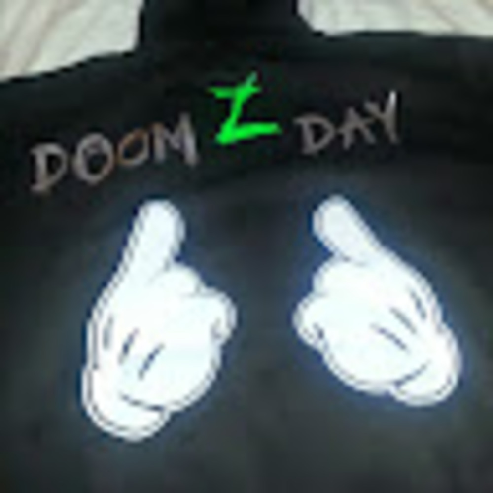 Meet your Posher, Doomz